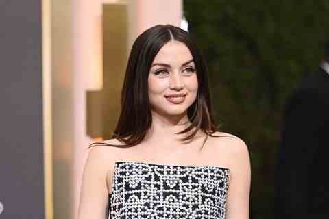 ana de armas à la 80e cérémonie annuelle des Golden Globe Awards qui s'est tenue au beverly hilton le 10 janvier 2023 à beverly hills, californie photo de gilbert floresvariety via getty images