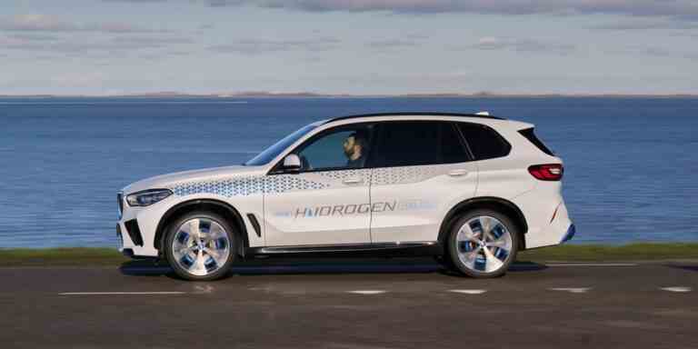 La BMW iX5 Hydrogen 2023 est un acteur de niche clé