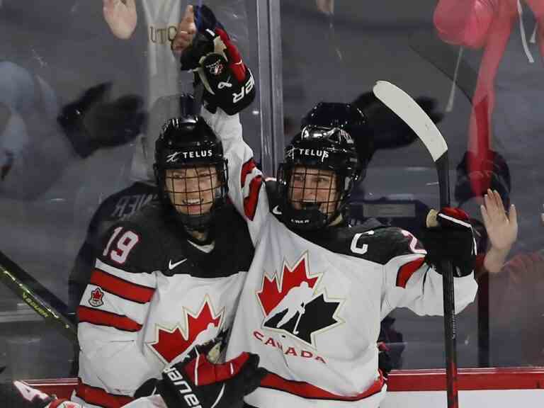 Le Canada termine son retour dans la série Rivalry avec une victoire par jeu blanc