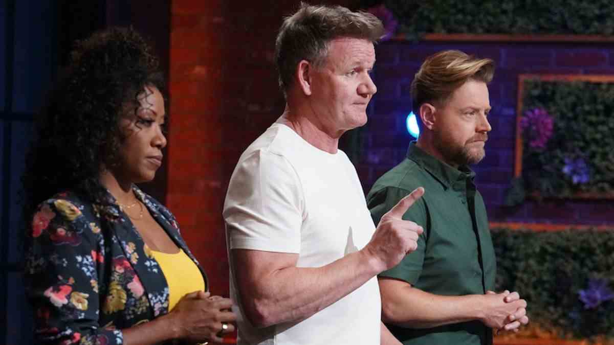 Gordon Ramsay, Richard Blais and Nyesha Arrington addressing the contestants on Next Level Chef.