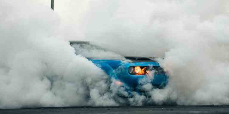 L’édition Last ‘Last Call’ de Dodge pourrait-elle avoir 1000 HP?  Nous l’espérons