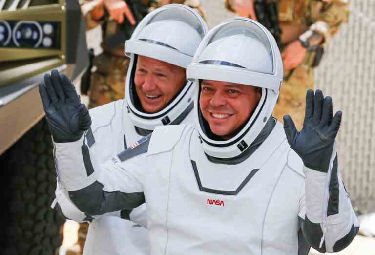 Les astronautes de SpaceX recevront la médaille d’honneur de l’espace du Congrès