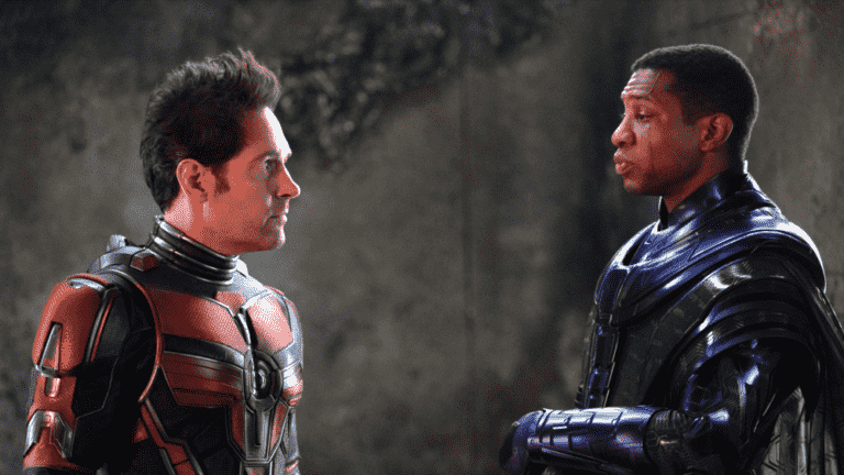 Les premières réactions de "Ant-Man and the Wasp : Quantumania" mettent en lumière "Incredible" et "Badass" de Jonathan Majors Kang le Conquérant Les plus populaires doivent être lus Inscrivez-vous aux newsletters Variété Plus de nos marques
	
	
