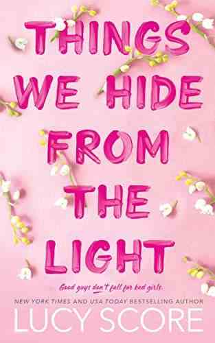 Couverture de Things We Hide from the Light par Lucy Score