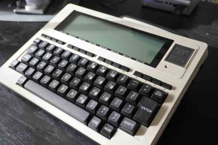 Raspberry Pi aide TRS-80 modèle 102 à déployer Kubernetes