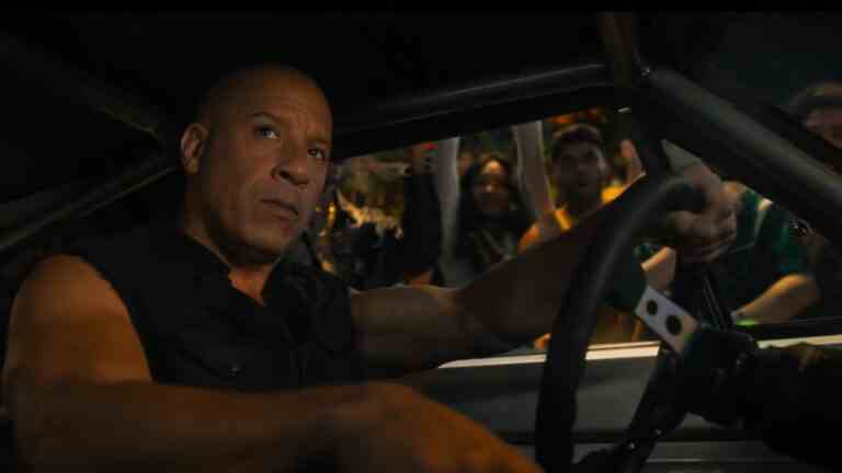 Répartition de la bande-annonce de Fast 10: le réalisateur Louis Leterrier sur les canons de voiture, le méchant chaotique de Jason Momoa et ces connexions Fast Five