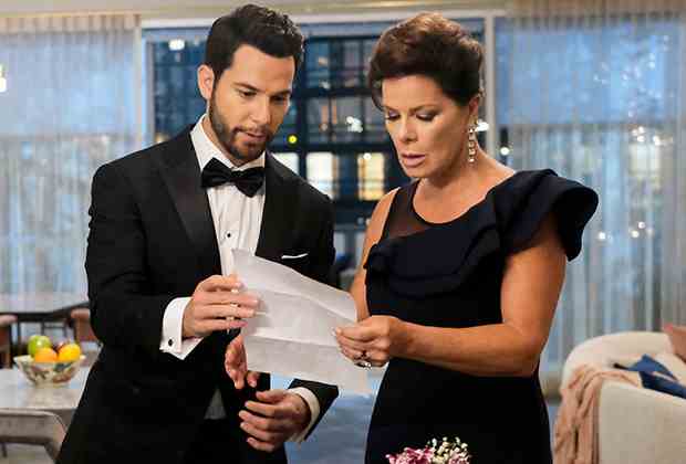 « So Help Me Todd » renouvelé pour la saison 2 – CBS renouvelle le drame Skylar Astin