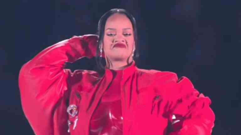 Spectacle de mi-temps du Super Bowl LVII de Rihanna : 4 grands points à retenir, y compris la confirmation éventuelle de la grossesse
