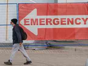 Le gouvernement fédéral a déclaré cette semaine que le système de santé était soumis à d'énormes pressions, avec 