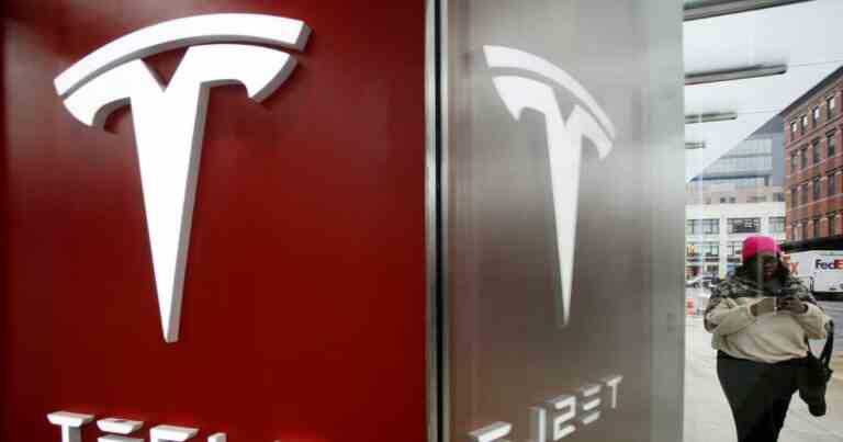 Tesla nie avoir licencié des travailleurs de New York en représailles à l’activité syndicale