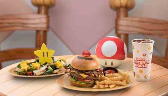 Toadstool Cafe™ et 1-UP Factory débarquent sur Super Nintendo World
