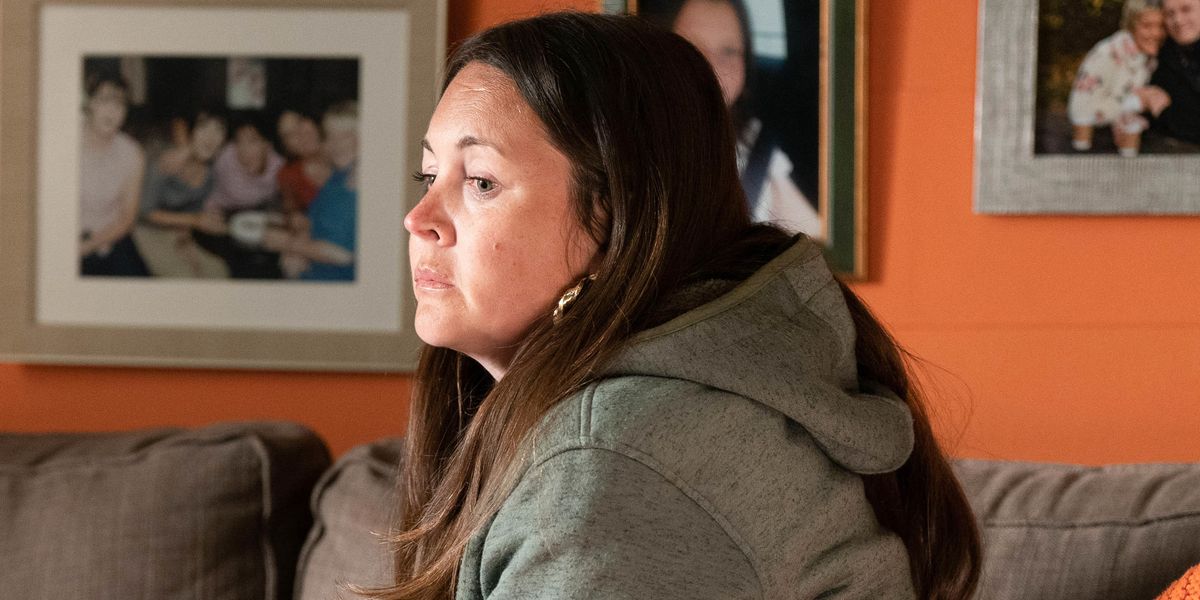 La star d'EastEnders, Lacey Turner, explique le nouveau combat de Stacey

