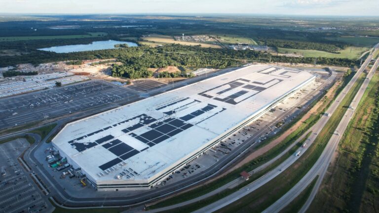 Tesla a plus que triplé ses effectifs de la gigafactory d’Austin en 2022