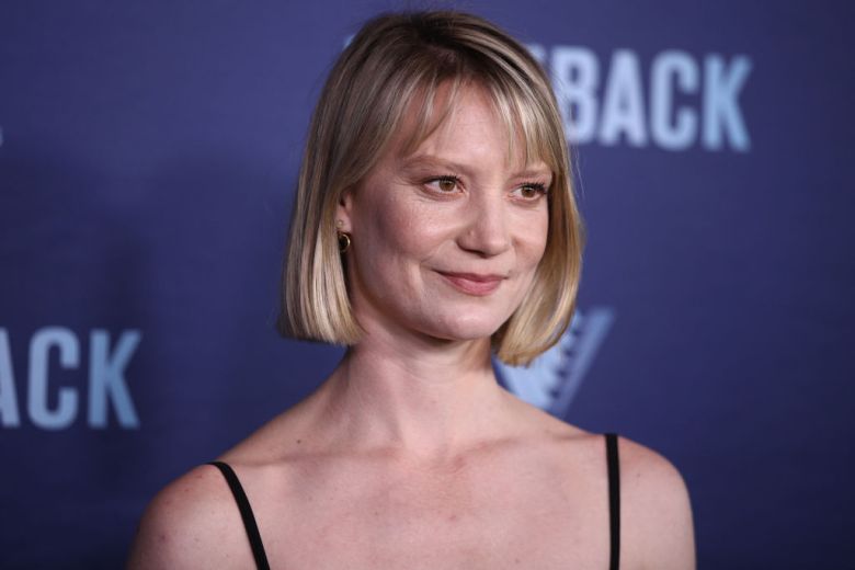 SYDNEY, AUSTRALIA - DECEMBER 06: Mia Wasikowska attends the Sydney premiere of Blueback at Hoyts Entertainment Quarter on December 06, 2022 in Sydney, Australia. (Photo by Don Arnold/WireImage)