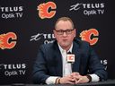 Des larmes se sont formées dans les yeux du directeur général des Flames de Calgary, Brad Treliving, lorsqu'on lui a posé une question sur le directeur général adjoint des Flames de Calgary, Chris Snow, lors d'une conférence de presse au Scotiabank Saddledome le vendredi 3 mars 2023. Azin Ghaffari/Postmedia