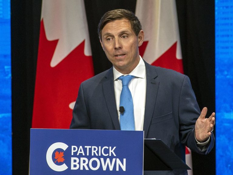 Patrick Brown organise une collecte de fonds de 1 700 $ par billet pour rembourser la dette de la course à la direction des conservateurs