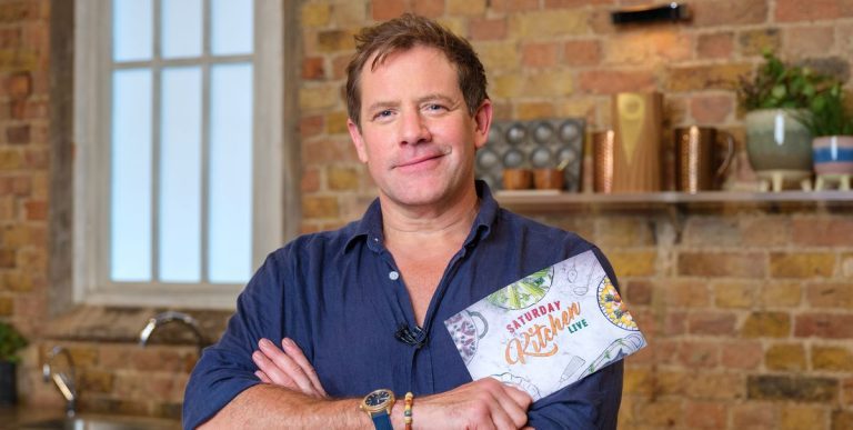 Saturday Kitchen de la BBC s'excuse pour la confusion des mots à l'antenne

