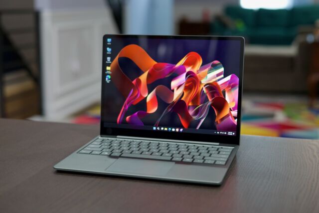 Surface Laptop Go 2 de Microsoft.