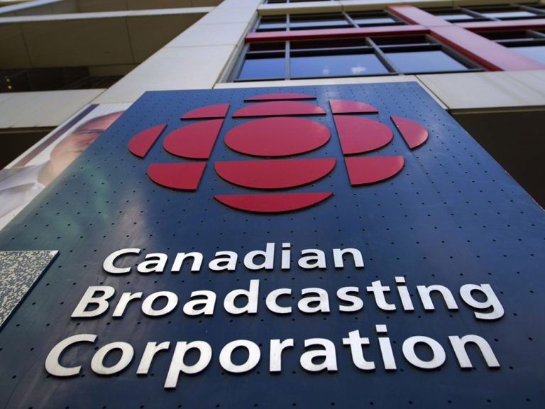 Les employés de CBC ont reçu 16 millions de dollars en primes en 2022, soit une moyenne d’environ 14 000 $ par travailleur