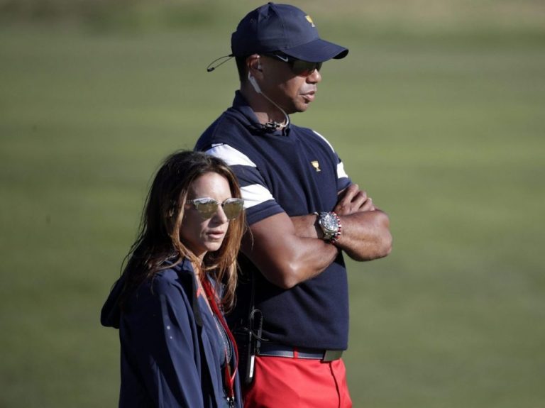 L’ex-petite amie de Tiger Woods, Erica Herman, porte plainte pour 30 millions de dollars