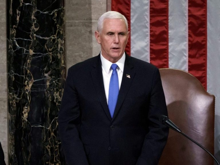 « L’histoire tiendra Donald Trump responsable » pour le 6 janvier, dit Mike Pence