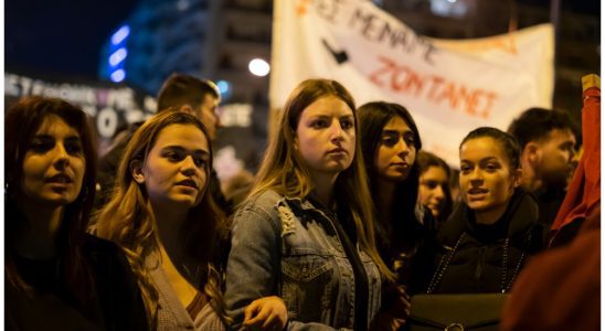 Le festival du documentaire de Thessalonique se termine avec un appel aux cinéastes pour qu'ils « trouvent un sens », « nous donnent de l'espoir » alors que la Grèce continue de pleurer un accident ferroviaire mortel.