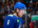 Le sourire caractéristique de Brock Boeser a été remplacé par l'air de se demander ce que son avenir dans la LNH lui réserve.