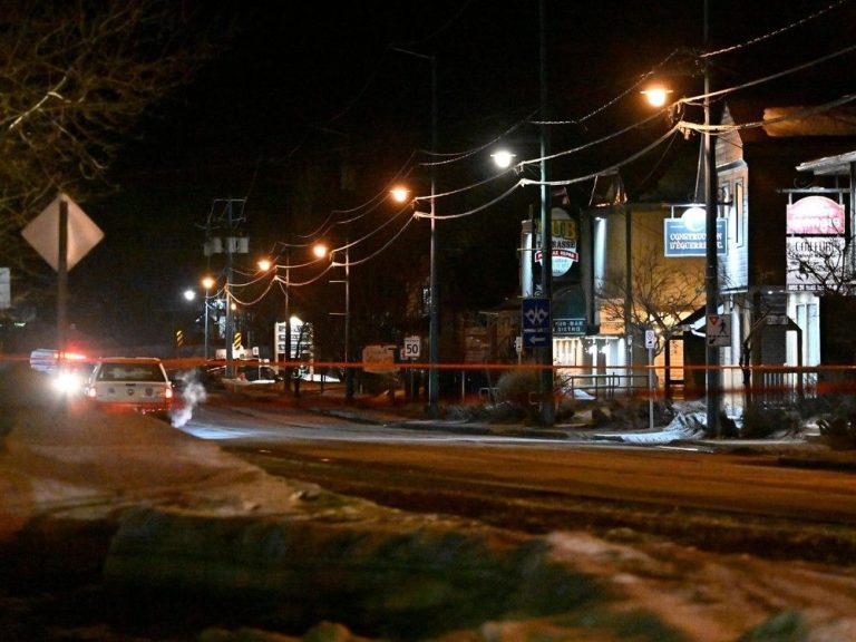 Le conducteur qui a tué des piétons à Amqui a choisi des victimes au hasard: Police