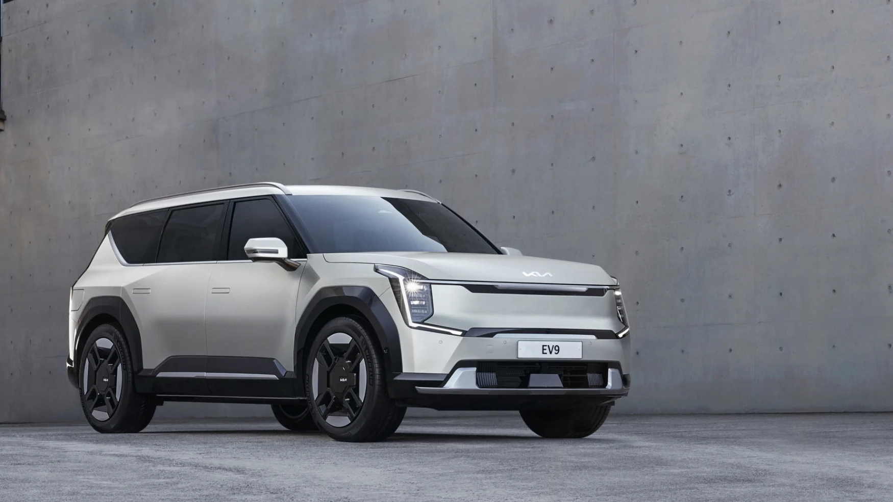 Kia dévoile le SUV électrique EV9 à trois rangées de sièges