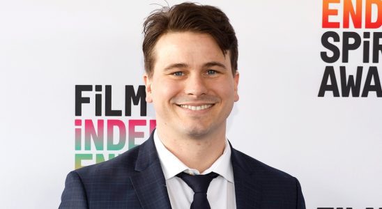 Jason Ritter plaisante que son premier emploi à Hollywood était une «embauche de népotisme complet» grâce à son père John Ritter