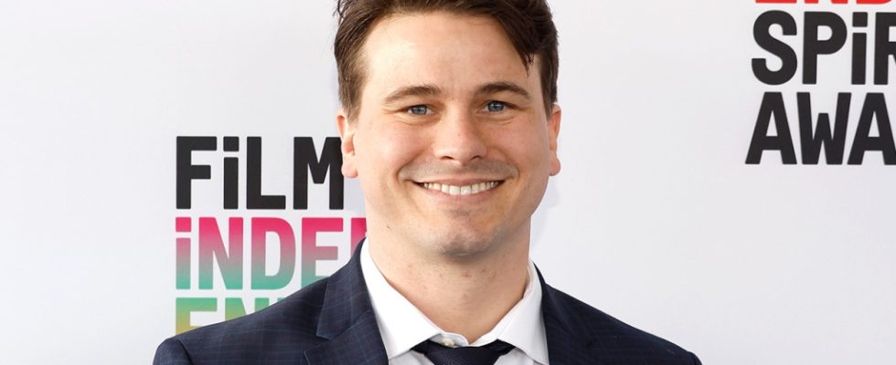 Jason Ritter plaisante que son premier emploi à Hollywood était une «embauche de népotisme complet» grâce à son père John Ritter