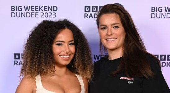 Amber Gill de Love Island réplique aux accusations selon lesquelles sa relation avec Jen Beattie est fausse