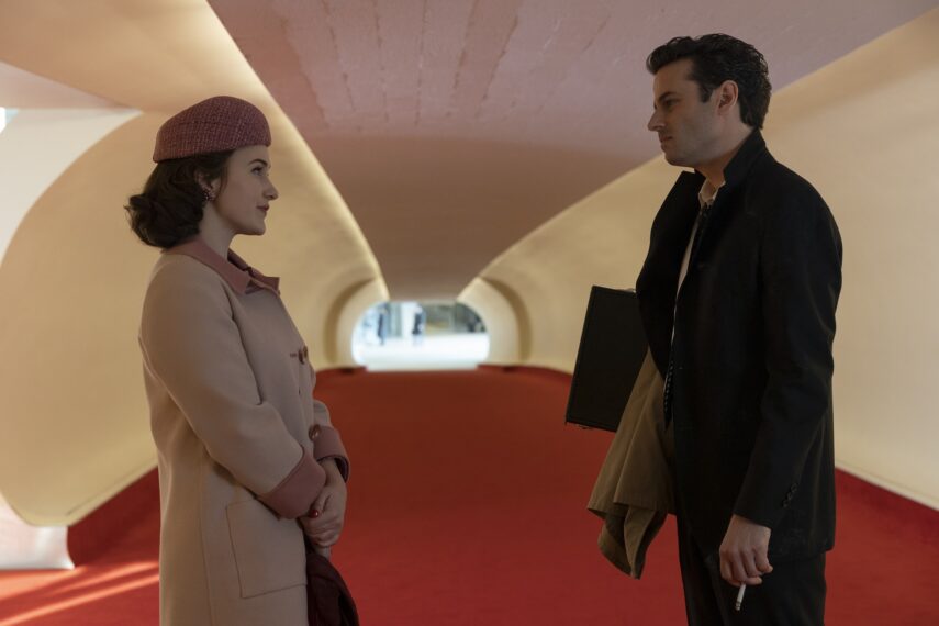 Rachel Brosnahan et Luke Kirby dans la saison 5 de 