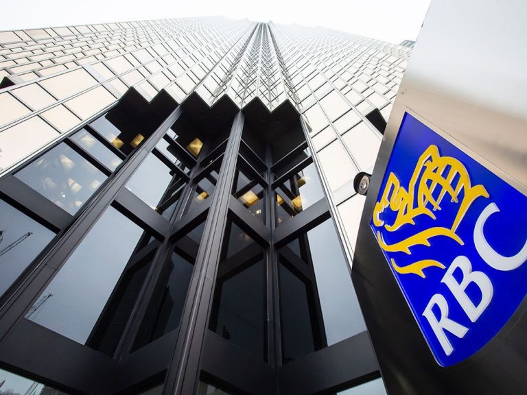 RBC augmente le temps de bureau des employés à trois ou quatre jours par semaine