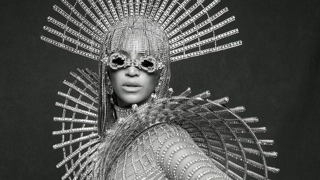 Beyoncé et Balmain collaborent pour créer des tenues couture inspirées de l'album 