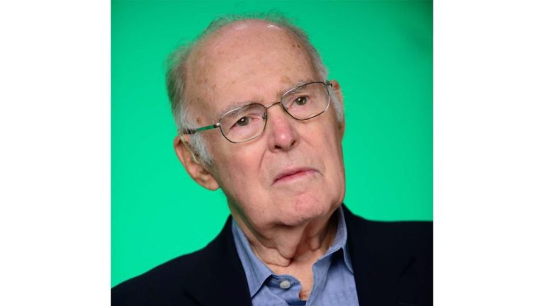 Gordon Moore, co-fondateur d’Intel et créateur de la loi de Moore, décède à 94 ans