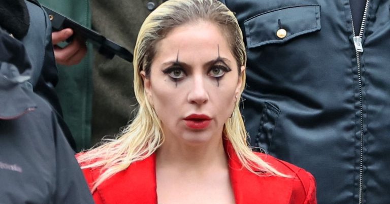 Lady Gaga incarne Harley Quinn dans les photos du tournage de Joker 2
