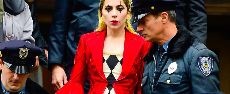 Le costume Harley Quinn de Lady Gaga révélé dans les photos du tournage de « Joker : Folie à Deux » Les plus populaires doivent être lus