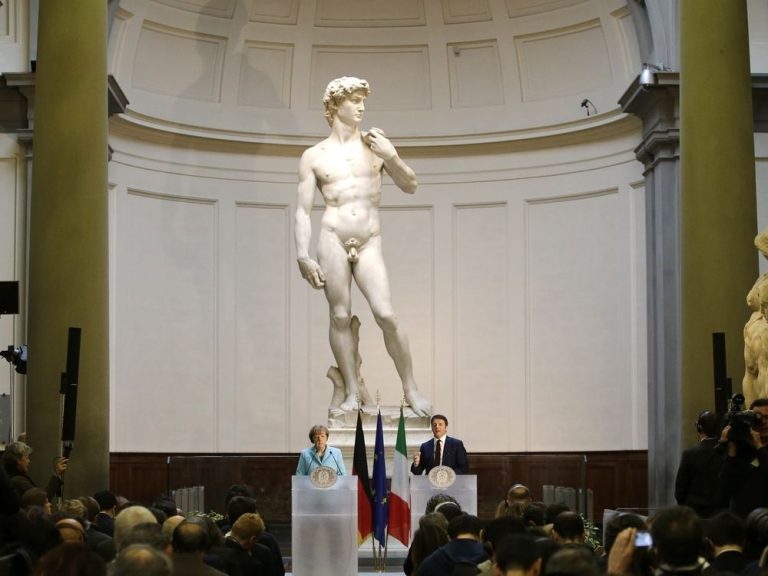 La statue de David est-elle porno ?  Voyez par vous-même, l’Italie demande aux parents de Floride