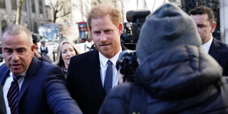 Le prince Harry fait une apparition surprise à Londres pour la première fois depuis les funérailles de la reine