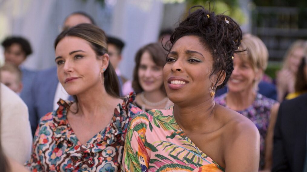 Christa Miller et Jessica Williams dans la saison 1 de 