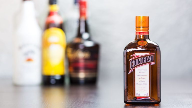 Pouvez-vous utiliser Triple Sec au lieu de Cointreau ?  – LifeSavvy