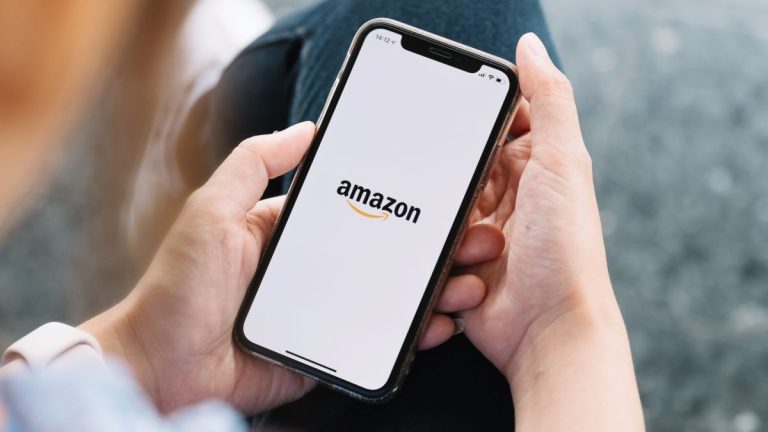 Amazon vient de déployer une nouvelle fonctionnalité pour des millions d’acheteurs qui pourrait vous faire économiser de l’argent