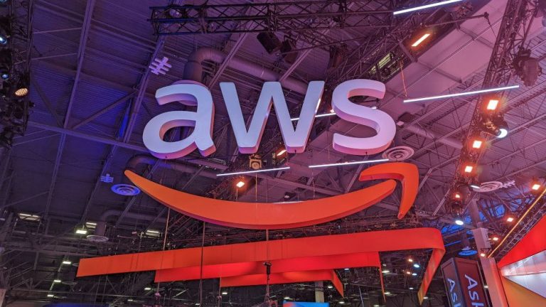 AWS a enfin publié une mise à jour majeure de sa propre version Linux