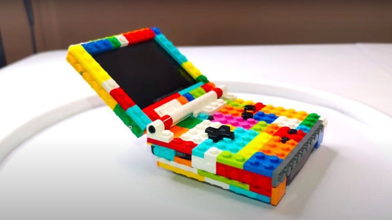 Aléatoire: regardez ce GBA SP se faire relooker LEGO
