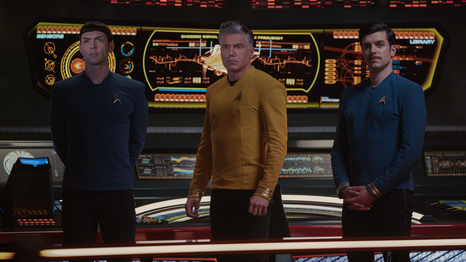 Alex Kurtzman dit que les croisements de Star Trek ne se produiront que si l'histoire le dicte
