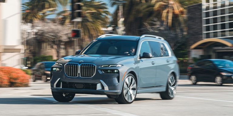 BMW X7 xDrive40i 2023 testé : six, c’est assez