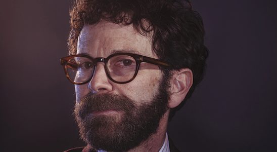 Charlie Kaufman prononce un discours pour les Fiery WGA Awards : "Nous sommes formés pour croire que ce que nous faisons est secondaire par rapport à ce qu'ils font"