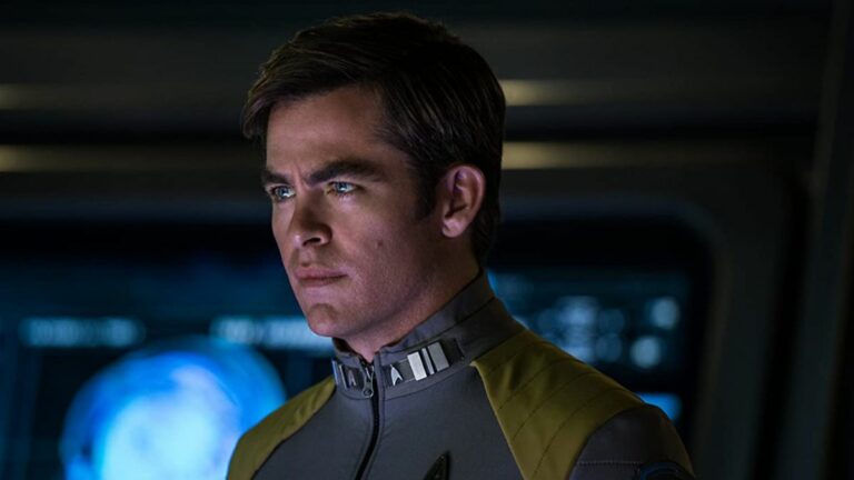 Chris Pine dit que la franchise Star Trek « se sent maudite » alors qu’il donne une mise à jour frustrante sur le quatrième film