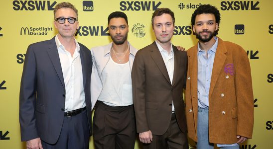 Chris Pine et Regé-Jean Page gagnent les fans et les débutants de "Donjons & Dragons" à la première de SXSW Les plus populaires doivent être lus Inscrivez-vous aux newsletters Variété Plus de nos marques